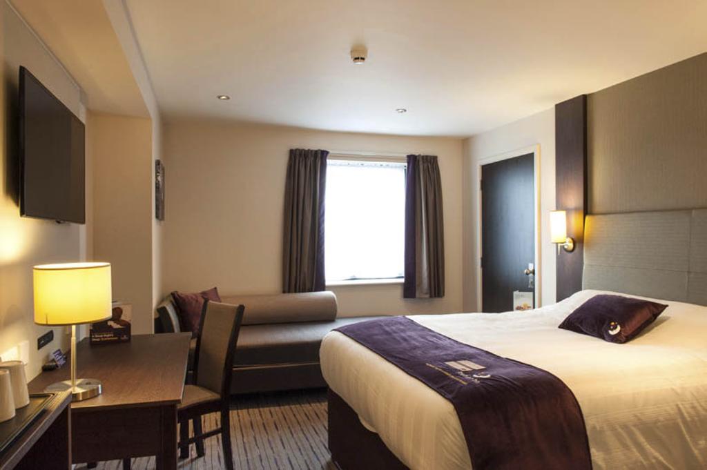 Premier Inn London Croydon West - Purley A23 Ruang foto