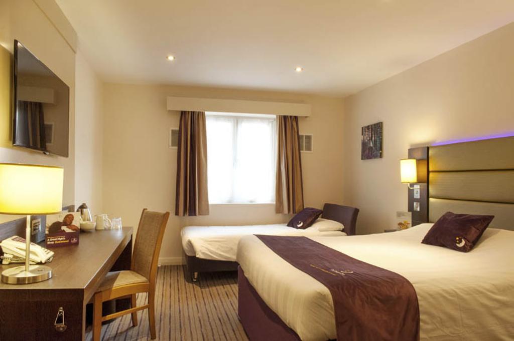 Premier Inn London Croydon West - Purley A23 Ruang foto