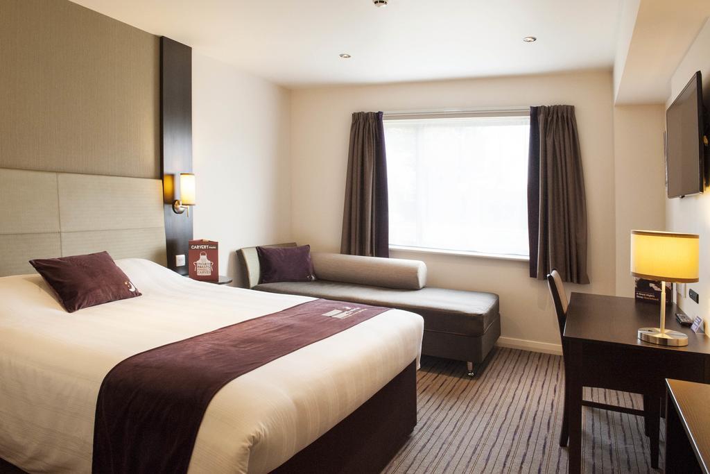 Premier Inn London Croydon West - Purley A23 Ruang foto